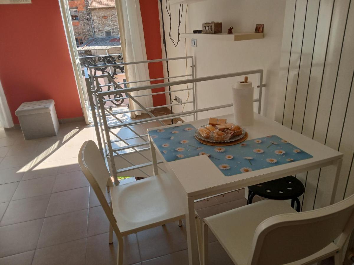 La Casetta Di Giulia Dolceacqua Zewnętrze zdjęcie